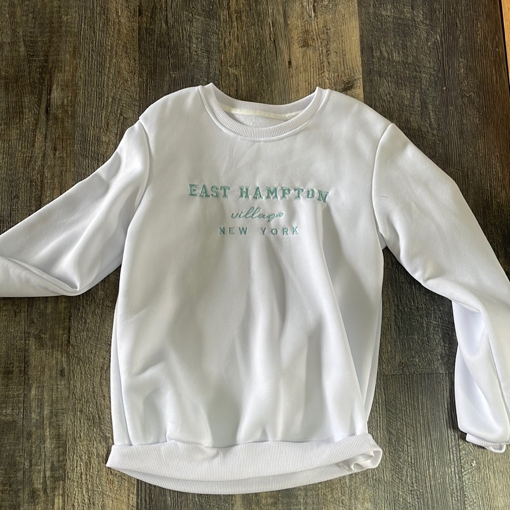 white east hampton new york crewneck